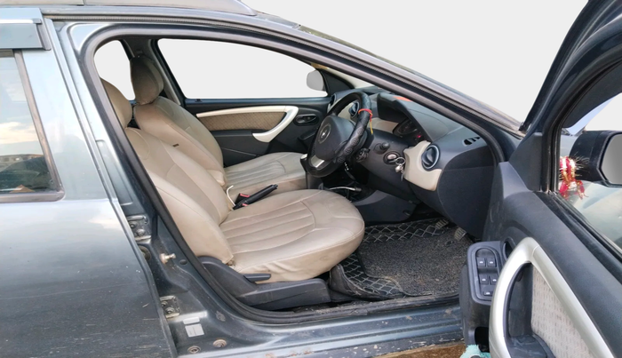 2014 Renault Duster 85 PS RXL DIESEL, Diesel, Manual, 1,29,103 km, interior