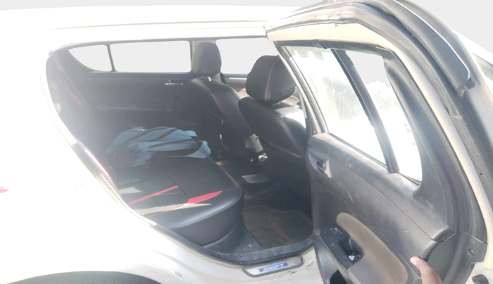 2014 Maruti Swift VDI, Diesel, Manual, 2,10,088 km, interior