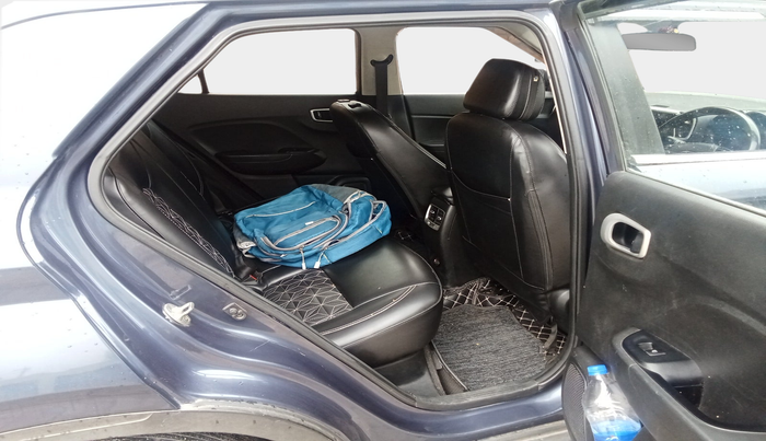 2020 Hyundai VENUE S 1.4 CRDI, Diesel, Manual, 1,50,615 km, interior