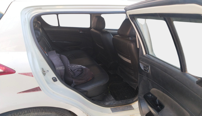 2012 Maruti Swift VDI, Diesel, Manual, 1,56,000 km, interior