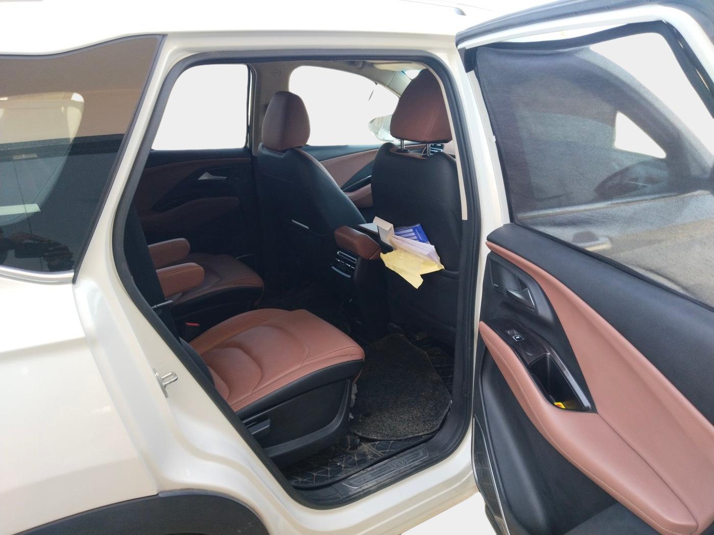 2023 MG HECTOR PLUS SAVVY PRO 1.5 TURBO CVT 6 STR, Petrol, Automatic, 50,823 km, interior