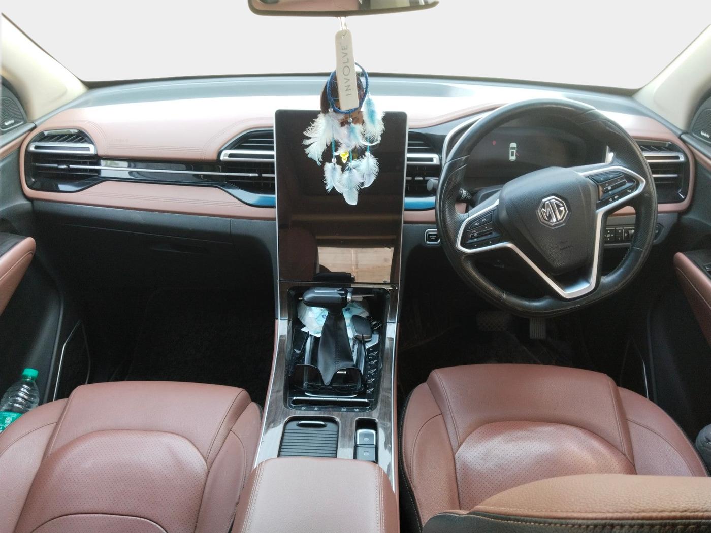 2023 MG HECTOR PLUS SAVVY PRO 1.5 TURBO CVT 6 STR, Petrol, Automatic, 50,823 km, interior