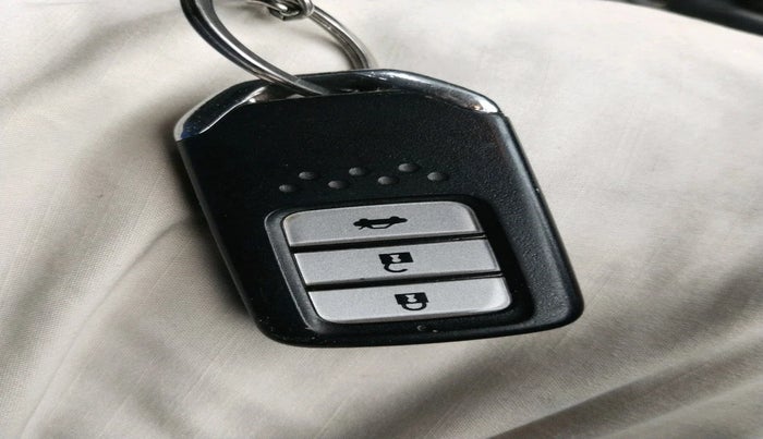 2015 Honda City 1.5L I-VTEC VX, Petrol, Manual, 1,09,474 km, interior