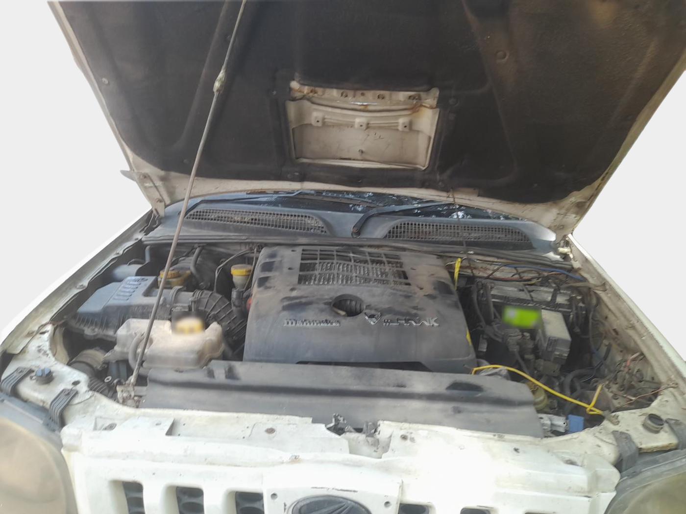 2013 Mahindra Scorpio VLX 2WD BS-III, Diesel, Manual, 87,661 km, exterior