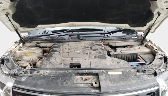 2017 Mahindra XUV500 W10, Diesel, Manual, 64,573 km, exterior