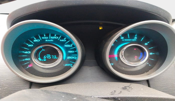 2017 Mahindra XUV500 W10, Diesel, Manual, 64,573 km, interior