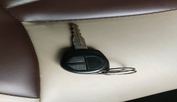 2013 Maruti Ertiga ZXI, Petrol, Manual, 98,926 km, interior