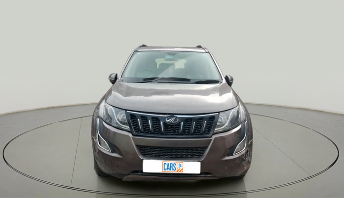 2018 Mahindra XUV500 W10, Diesel, Manual, 1,00,997 km, exterior