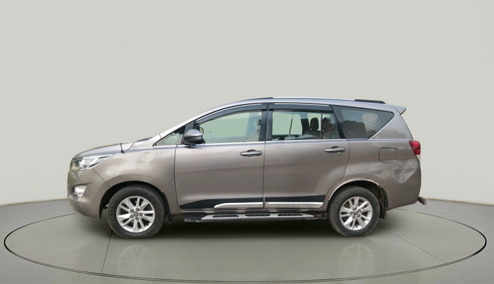2018 Toyota Innova Crysta 2.4 GX 7 STR, Diesel, Manual, 2,68,891 km, exterior