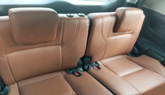 2018 Toyota Innova Crysta 2.4 GX 7 STR, Diesel, Manual, 2,68,891 km, interior