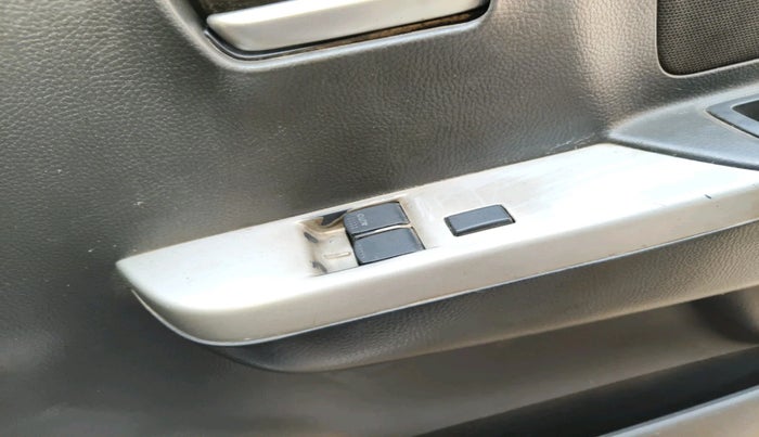 2015 Maruti Wagon R 1.0 LXI CNG, Petrol, Manual, 85,346 km, interior