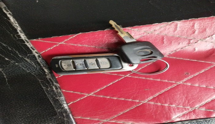 2016 Datsun Redi Go T (O), Petrol, Manual, 74,381 km, interior