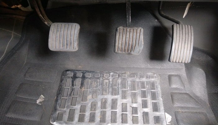 2011 Hyundai i10 MAGNA 1.2, Petrol, Manual, 67,278 km, interior