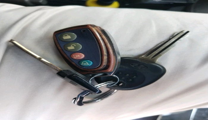 2011 Hyundai i10 MAGNA 1.2, Petrol, Manual, 67,278 km, interior