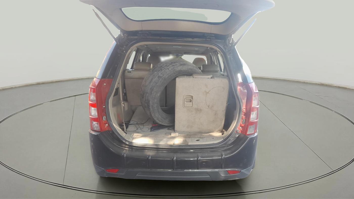 2015 Mahindra XUV500 W10, Diesel, Manual, 77,595 km, exterior