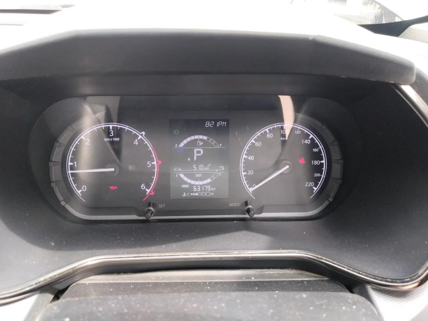 2021 Tata Harrier XTA PLUS 2.0L KRYOTEC DARK EDITION, Diesel, Automatic, 64,400 km, interior