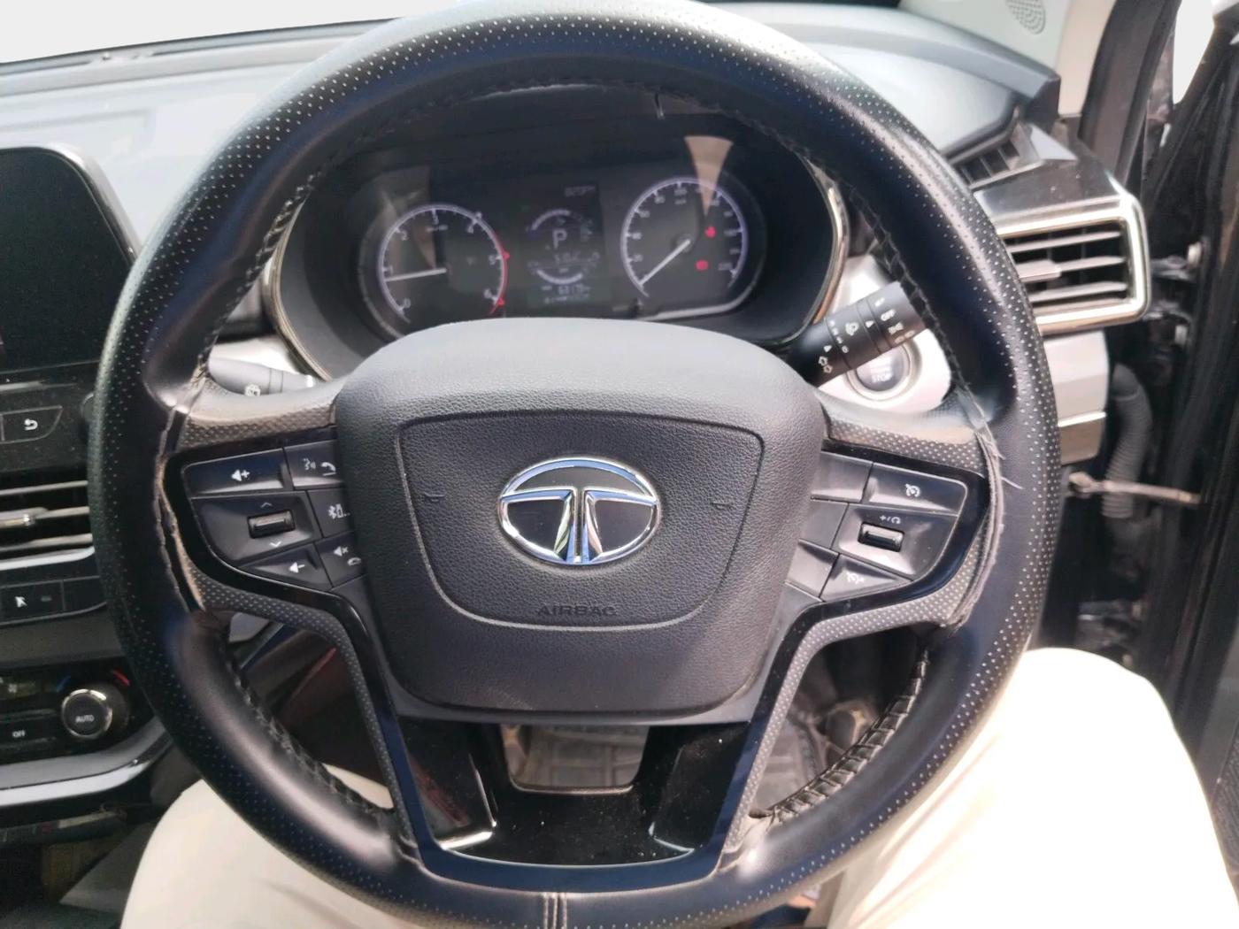 2021 Tata Harrier XTA PLUS 2.0L KRYOTEC DARK EDITION, Diesel, Automatic, 64,400 km, interior
