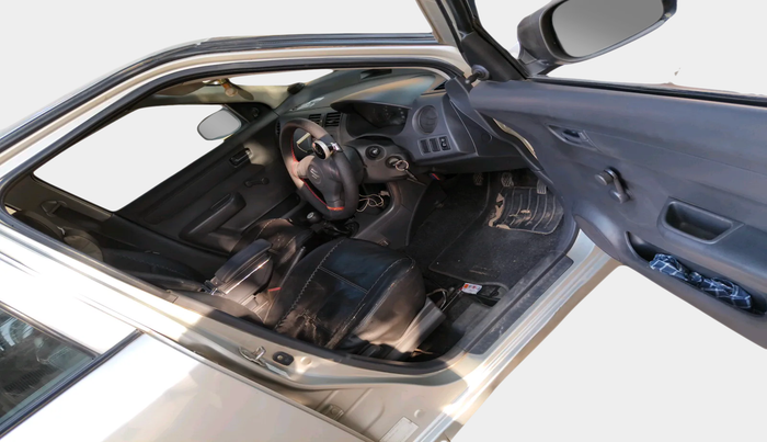 2011 Maruti Swift LXI, Petrol, Manual, 1,52,886 km, interior