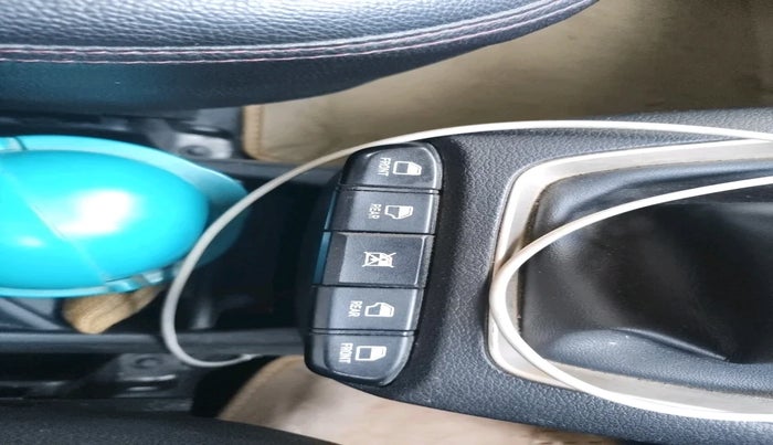 2021 Hyundai NEW SANTRO SPORTZ MT, Petrol, Manual, 53,506 km, interior