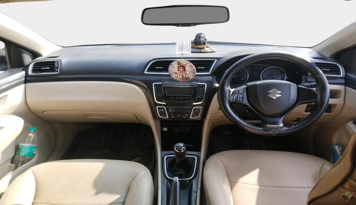 2016 Maruti Ciaz ZDI SHVS, Diesel, Manual, 1,17,439 km, interior