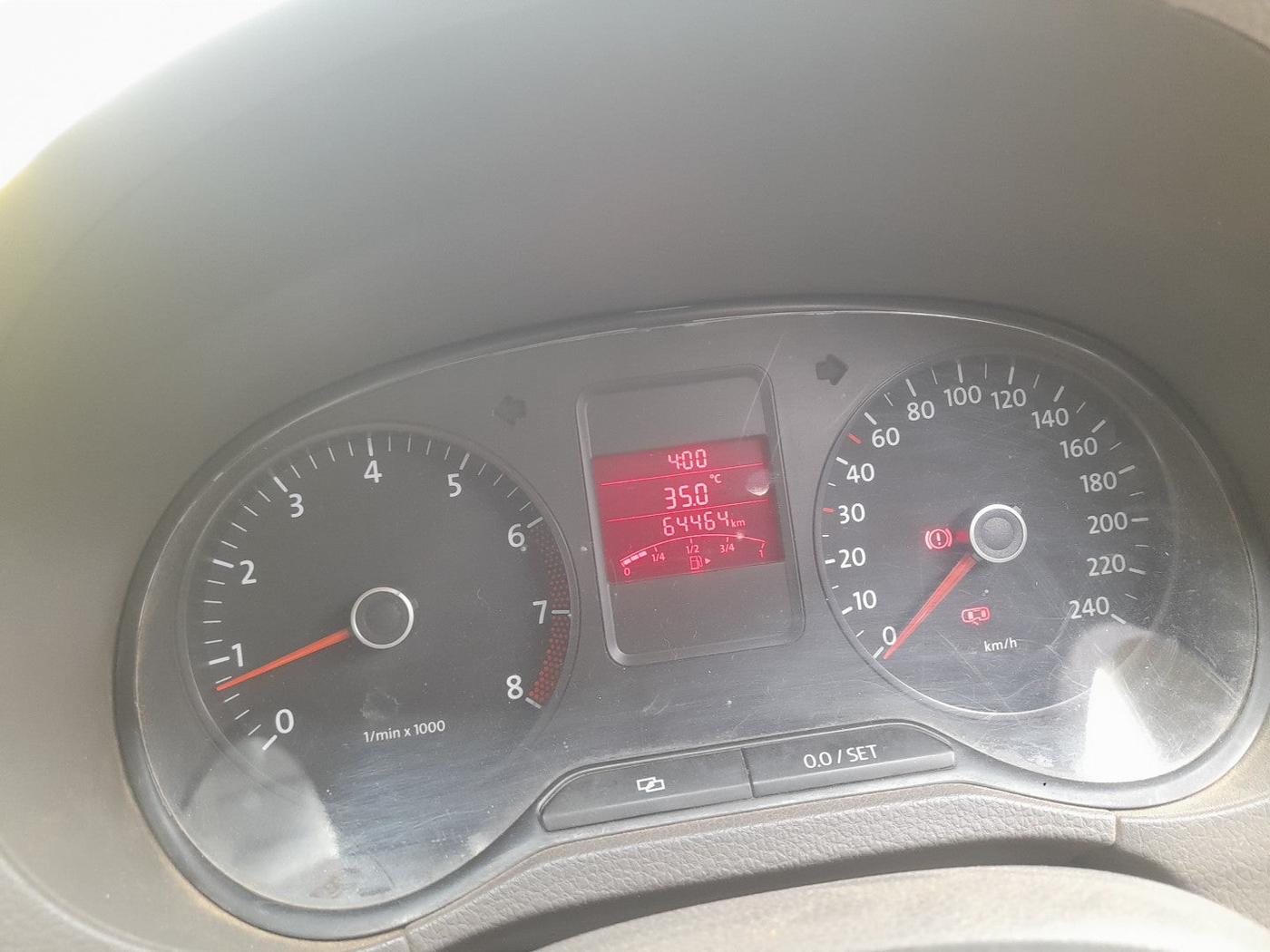 2011 Skoda Rapid 1.6 MPI ACTIVE, Petrol, Manual, 64,464 km, interior