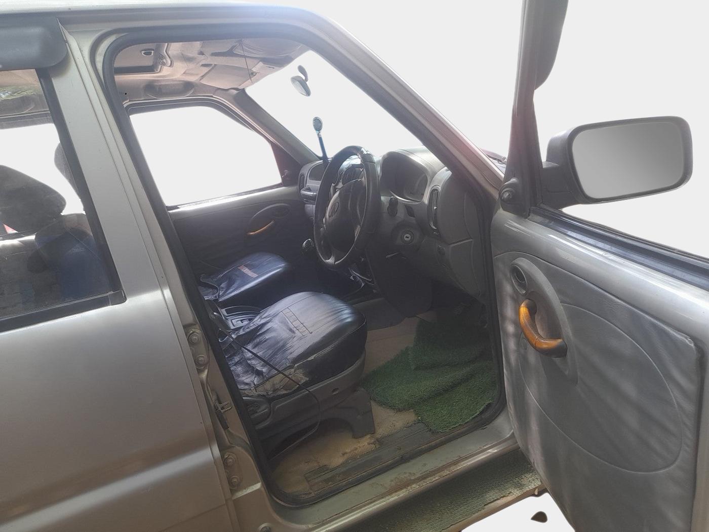 2011 Mahindra Scorpio LX, Diesel, Manual, 1,50,226 km, interior