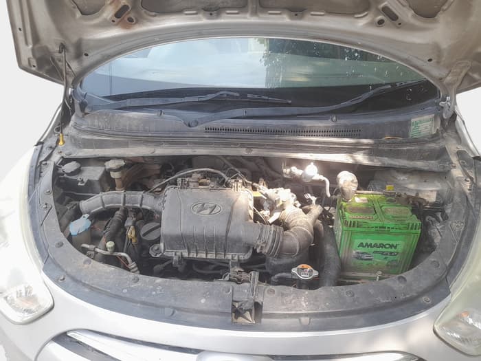 2015 Hyundai i10 MAGNA 1.1, Petrol, Manual, 8,70,100 km, exterior