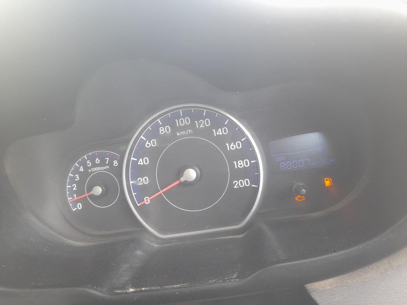 2015 Hyundai i10 MAGNA 1.1, Petrol, Manual, 8,70,100 km, interior