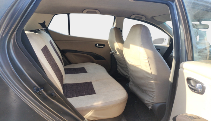 2011 Hyundai i10 MAGNA 1.1, Petrol, Manual, 51,379 km, interior