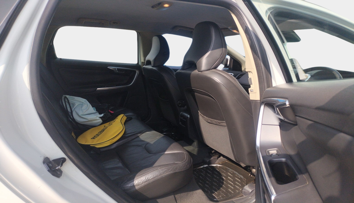 2013 Volvo XC 60 D4 KINETIC, Diesel, Automatic, 1,67,013 km, interior