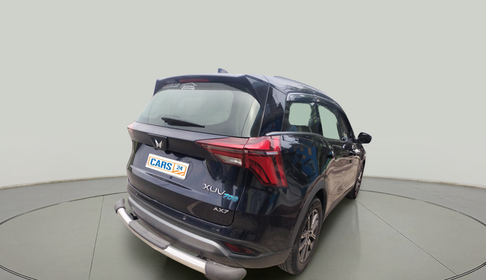 2022 Mahindra XUV700 AX 7 LUXURY D AWD AT 7 STR, Diesel, Automatic, 1,31,508 km, exterior