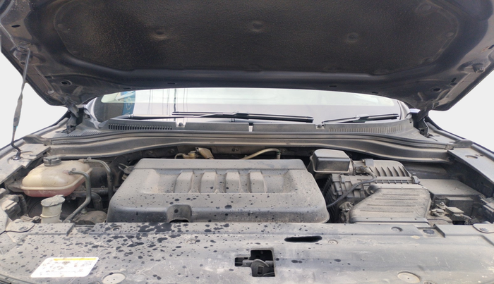 2022 Mahindra XUV700 AX 7 LUXURY D AWD AT 7 STR, Diesel, Automatic, 1,31,508 km, exterior