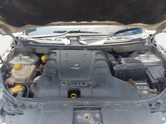 2014 Mahindra XUV500 W8, Diesel, Manual, 1,45,249 km, exterior