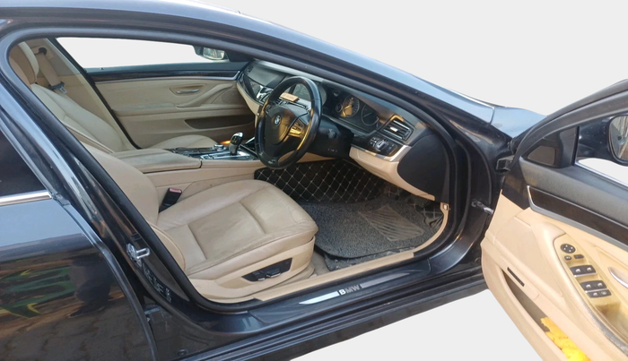 2011 BMW 5 Series 520D 2.0, Diesel, Automatic, 1,01,661 km, interior