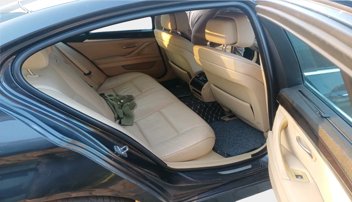2011 BMW 5 Series 520D 2.0, Diesel, Automatic, 1,01,661 km, interior