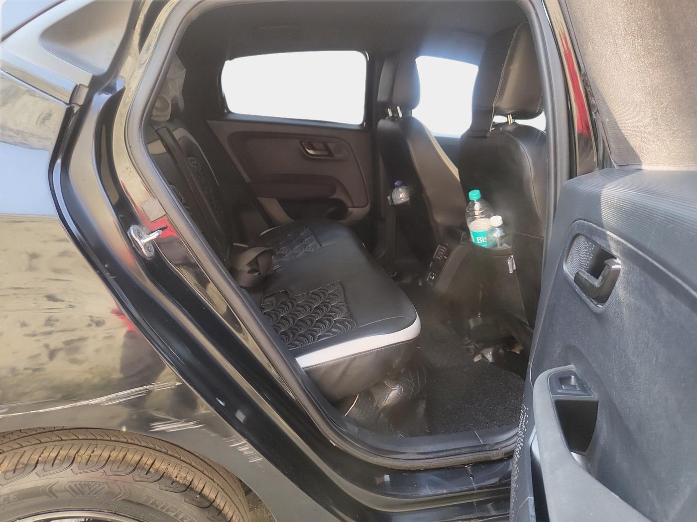 2023 Tata ALTROZ XZ PLUS PETROL DARK EDITION, Petrol, Manual, 25,447 km, interior