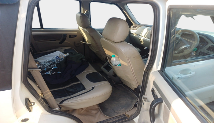 2016 Mahindra Scorpio S10, Diesel, Manual, 1,56,470 km, interior