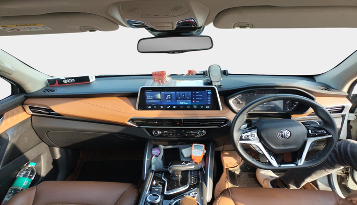 2023 MG GLOSTER SAVVY 7 STR 2.0 TWIN TURBO 4WD, Diesel, Automatic, 1,09,241 km, interior