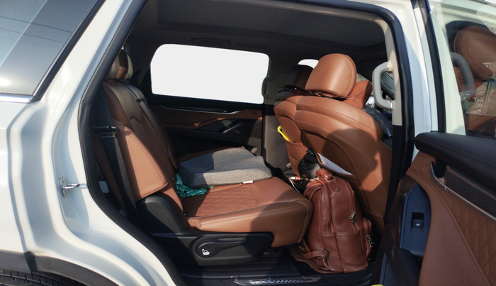 2023 MG GLOSTER SAVVY 7 STR 2.0 TWIN TURBO 4WD, Diesel, Automatic, 1,09,241 km, interior