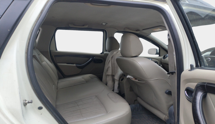 2014 Nissan Terrano XV D THP 110 PS, Diesel, Manual, 50,197 km, interior