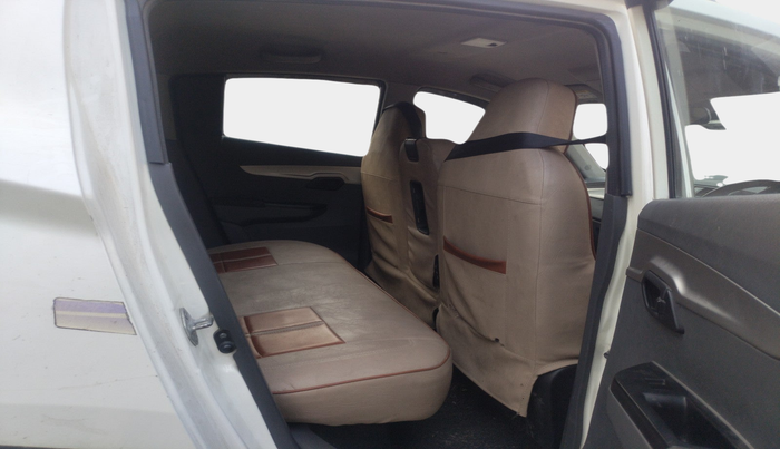 2017 Mahindra KUV 100 NXT K6+ D 6 STR, Diesel, Manual, 67,890 km, interior