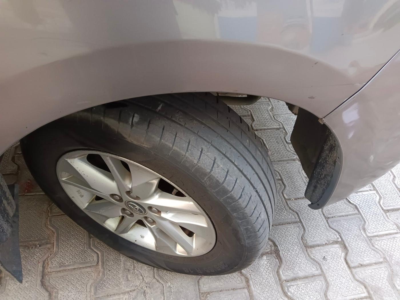 2016 Toyota Innova Crysta 2.4 VX 7 STR, Diesel, Manual, 94,342 km, tyre
