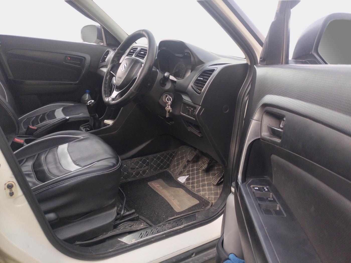 2018 Maruti Vitara Brezza VDI, Diesel, Manual, 78,835 km, interior