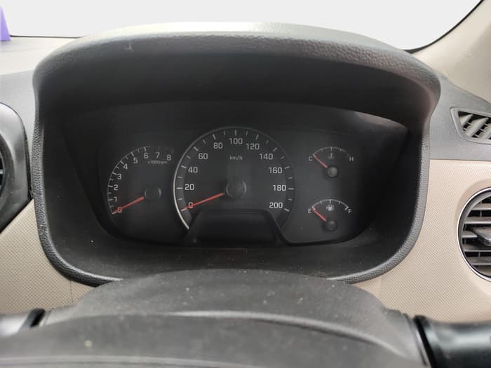 2014 Hyundai Xcent S 1.2, Petrol, Manual, 76,000 km, interior