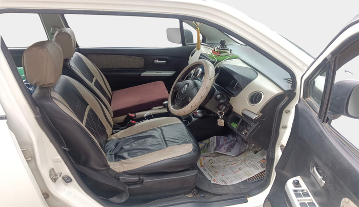 2016 Maruti Wagon R 1.0 VXI, Petrol, Manual, 1,22,989 km, interior