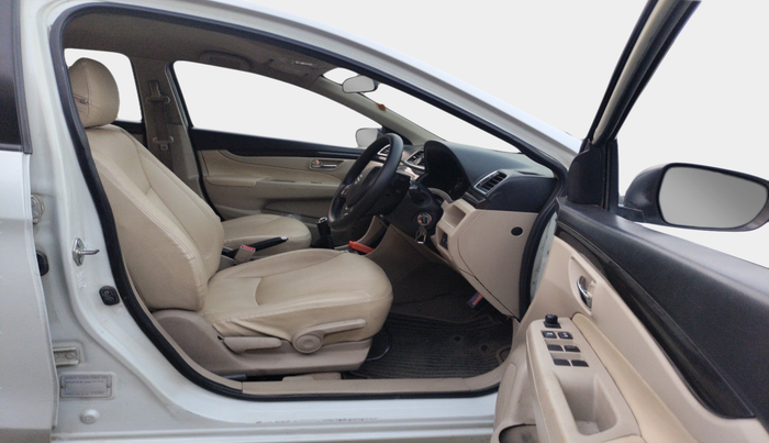 2016 Maruti Ciaz VDI SHVS, Diesel, Manual, 72,632 km, interior
