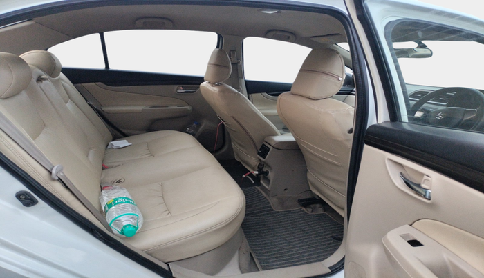 2016 Maruti Ciaz VDI SHVS, Diesel, Manual, 72,632 km, interior