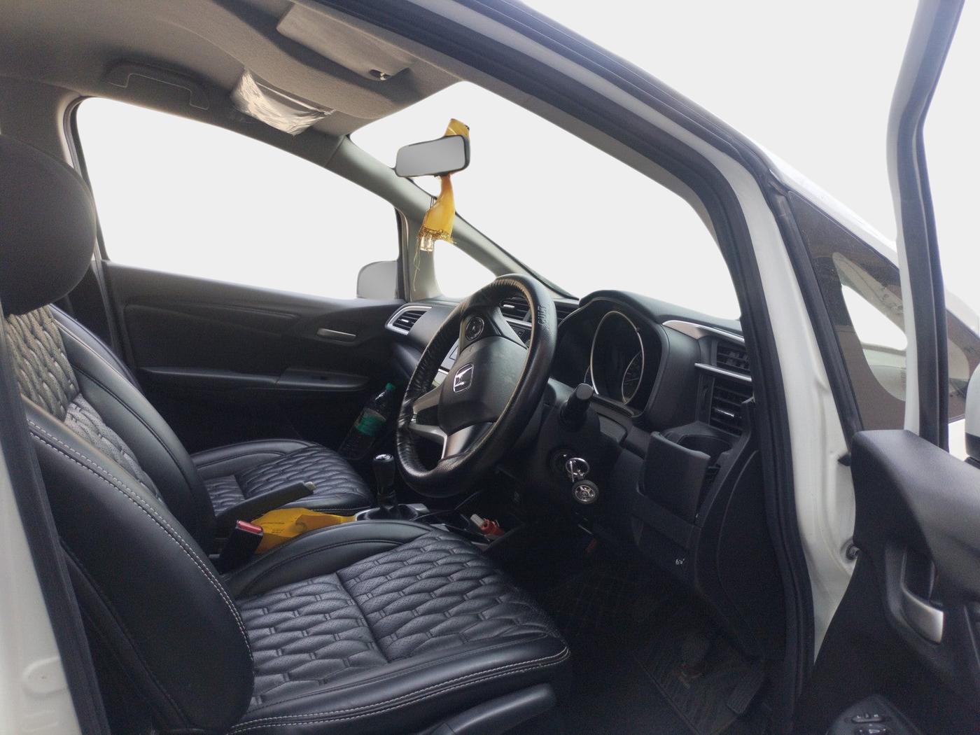 2023 Honda WR-V 1.2L I-VTEC SV MT, Petrol, Manual, 34,300 km, interior