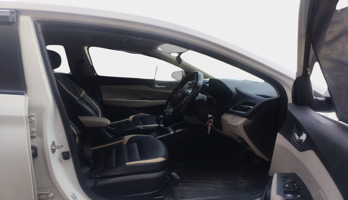 2022 Hyundai Verna S PLUS 1.5 VTVT, Petrol, Manual, 45,678 km, interior