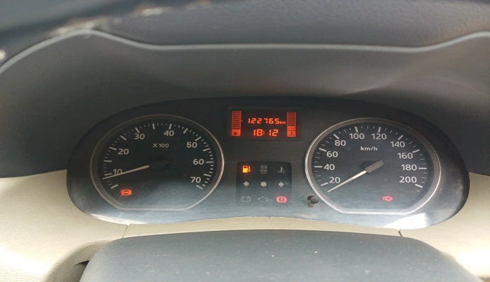 2014 Nissan Terrano XL (D), Diesel, Manual, 1,22,765 km, interior